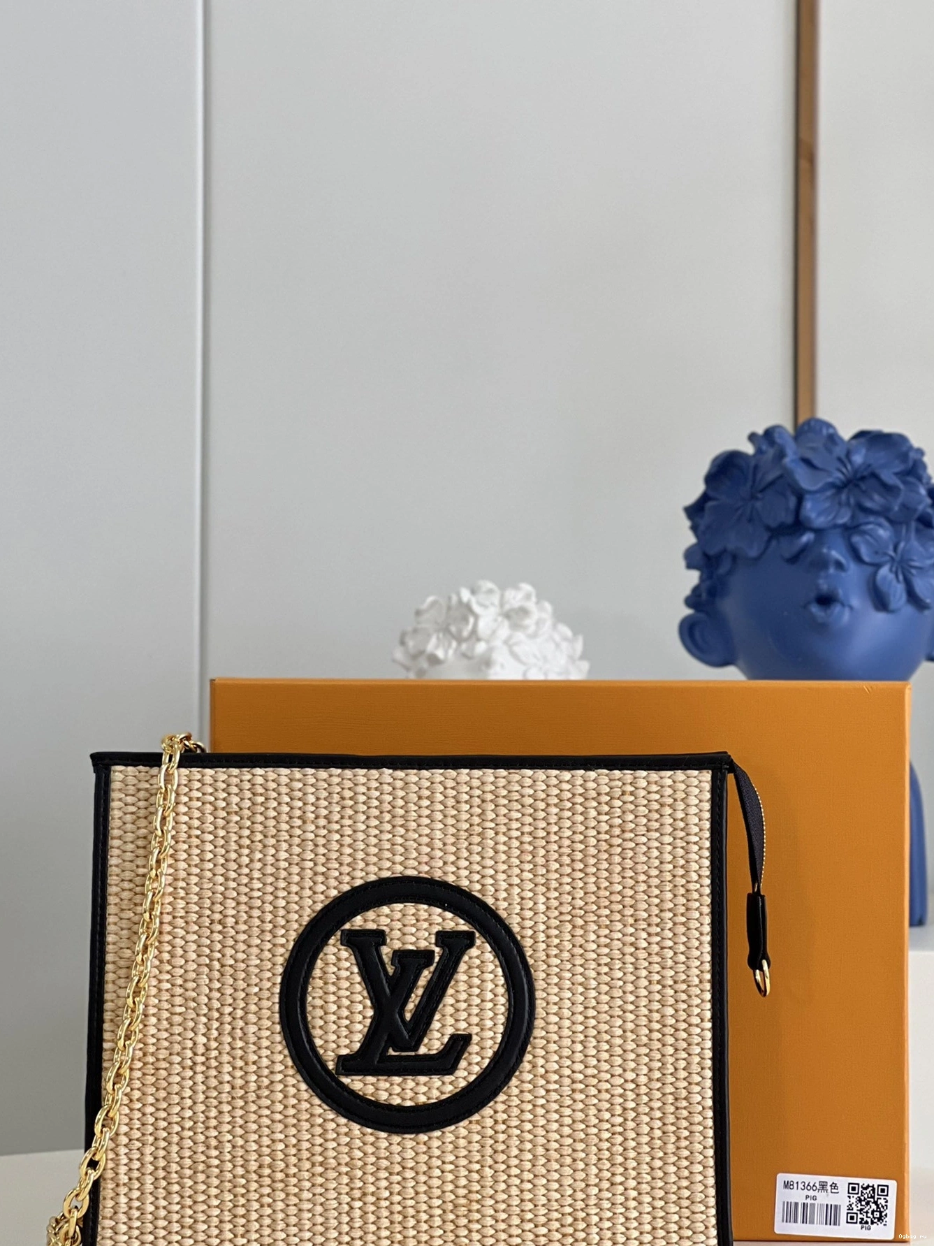LOUIS TOILETRY ON POUCH CHAIN VUITTON 0726